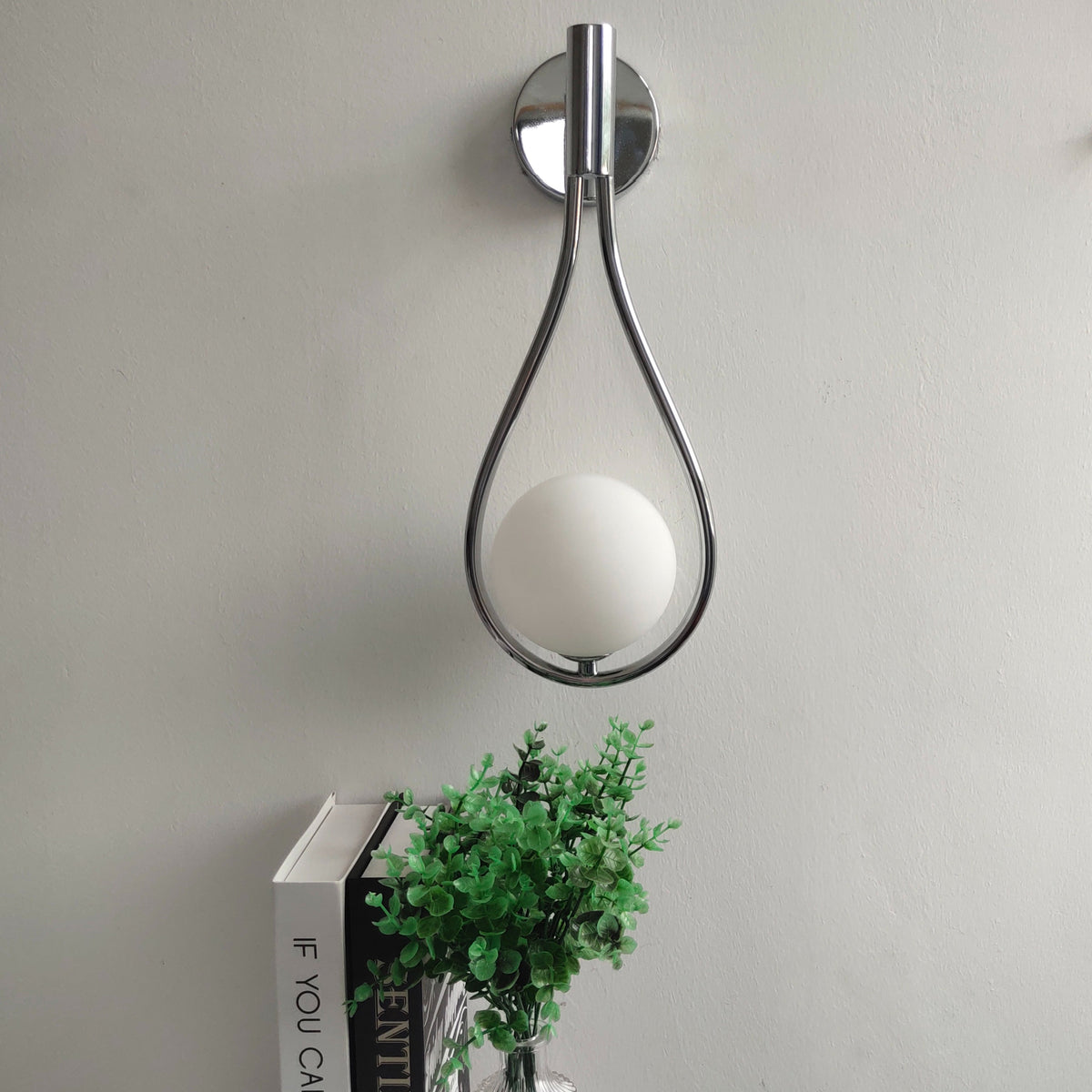 Modern Nordic Metal Wall Sconce with Dimmable LED | Minimalist Wall Light