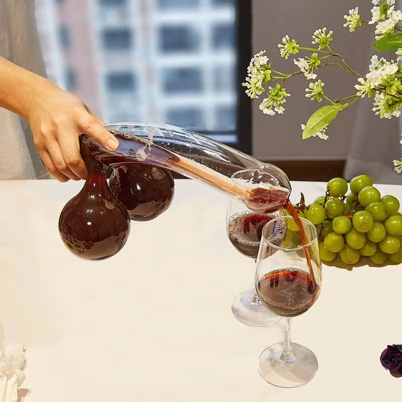 Verrine | Glass Decanter Carafe with 650 ml Capacity | Sculpted Beverage Server for Table