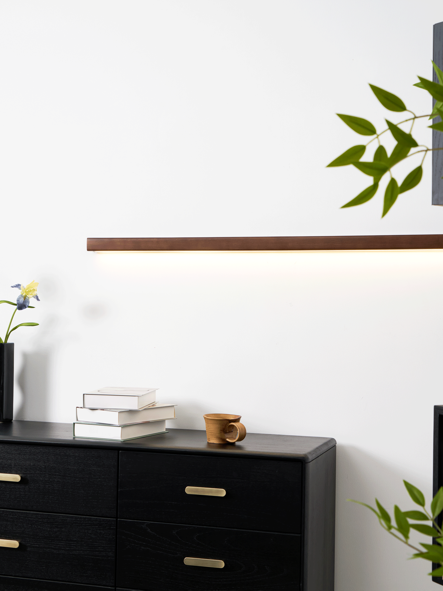 Woodline | Linear Pine Wood Wall Light with Dual Mount Design | LED Sconce for Entryways