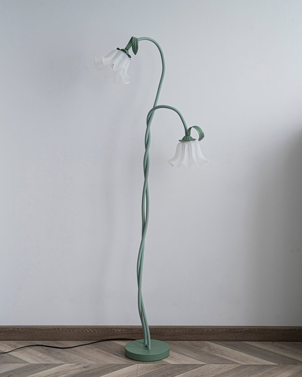 Calla Lily Floral Floor Lamp with Acrylic Petal Shades | Foot-Switch Light