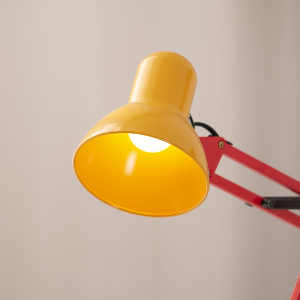 Primo | Memphis Style Adjustable Arm Table Lamp with Color Block Design for Desk Reading