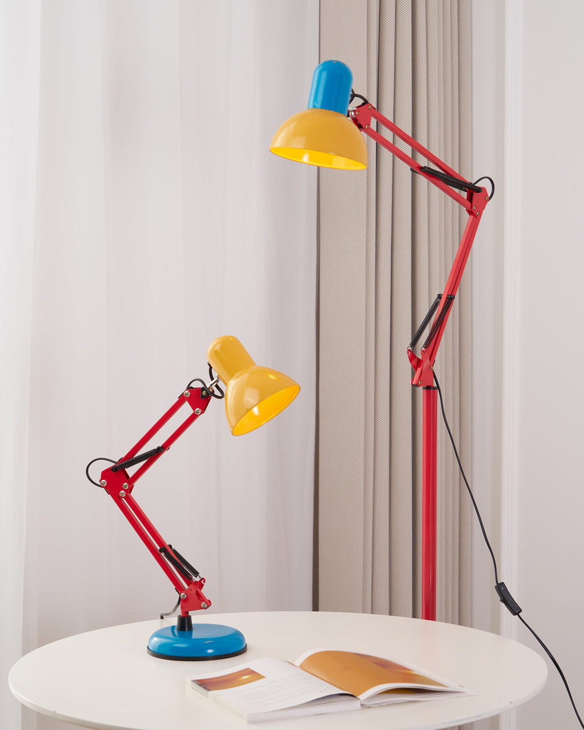 Primo | Memphis Style Adjustable Arm Table Lamp with Color Block Design for Desk Reading