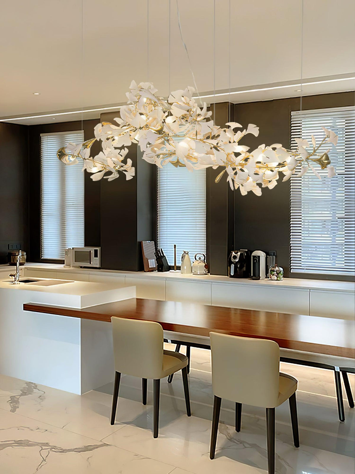 Smokara Smoked Glass Globe Pendant Lamp: Soft, Warm Light with a Vintage-Meets-Modern Look