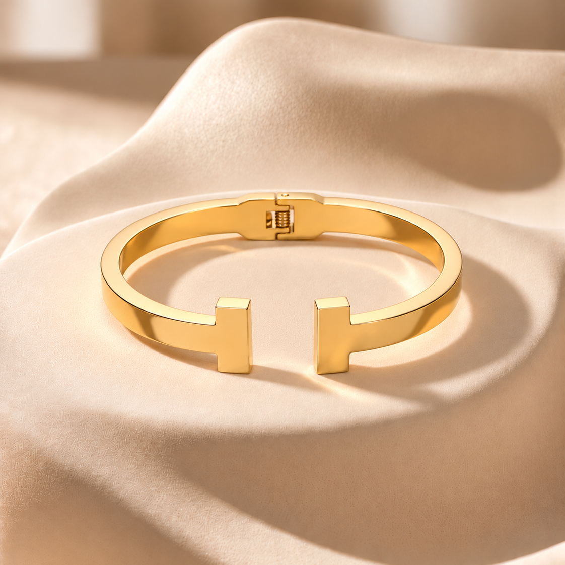 18K Gold-Plated Cuff Bracelet | Minimalist Open-Style Design for Elegant Everyday Wear