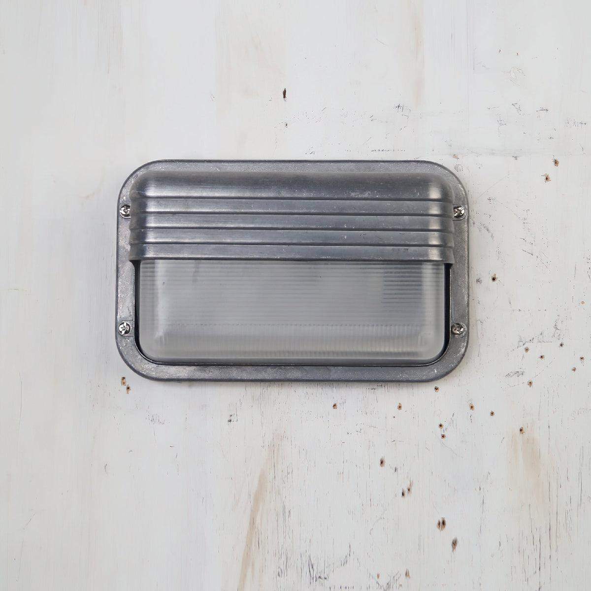 Aluminum Outdoor Bulkhead Wall Sconce with Sealed Glass | Weather-Resistant Light
