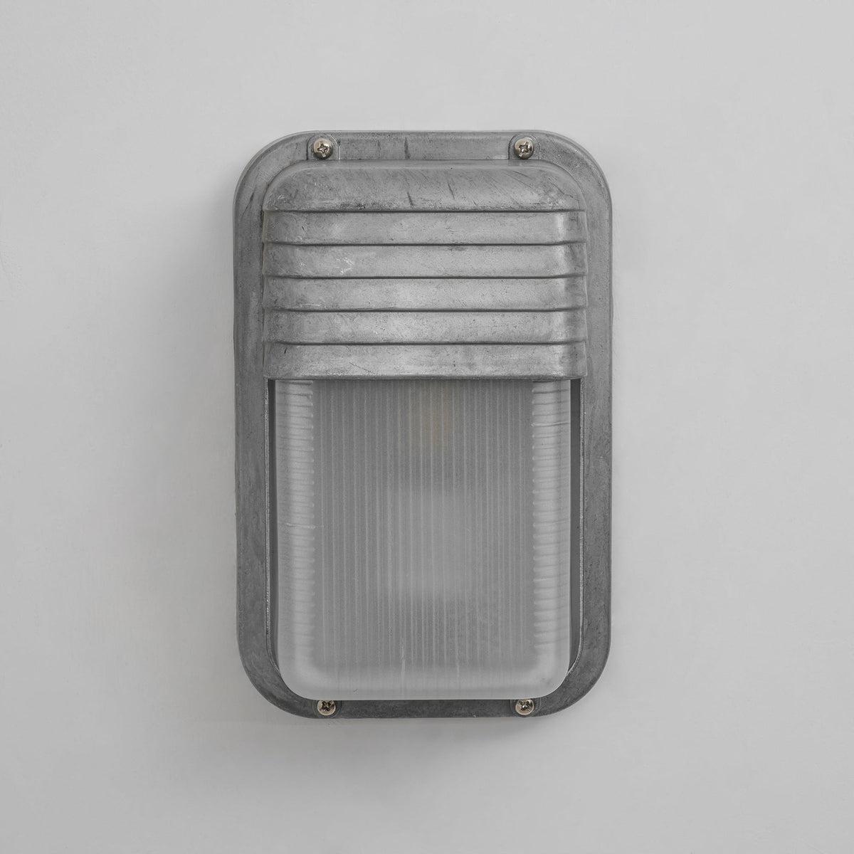 Aluminum Outdoor Bulkhead Wall Sconce with Sealed Glass | Weather-Resistant Light