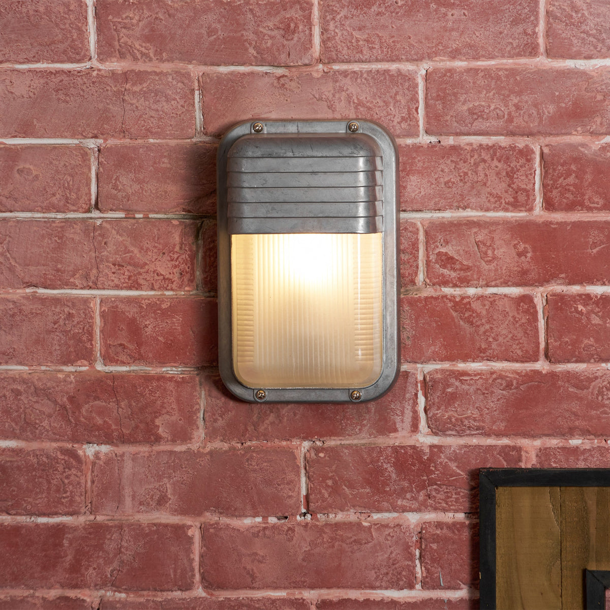 Aluminum Outdoor Bulkhead Wall Sconce with Sealed Glass | Weather-Resistant Light