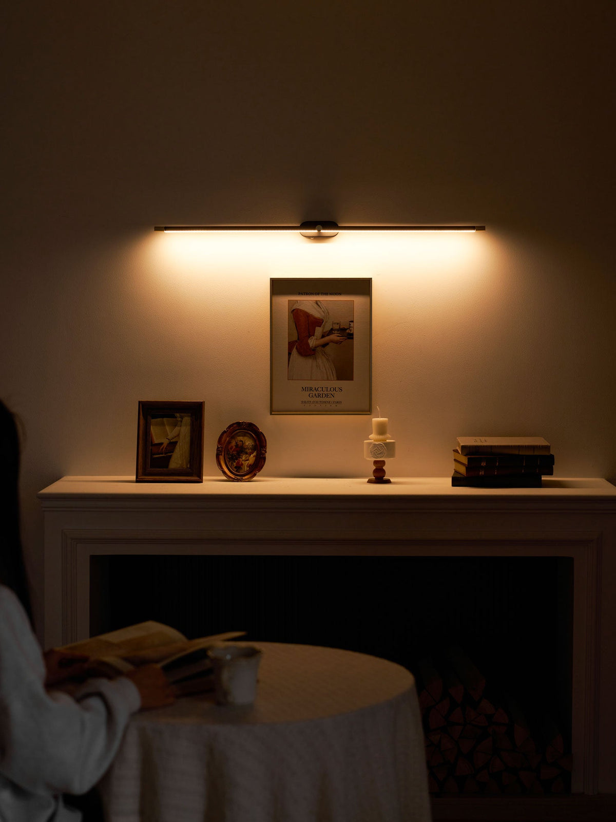 Lumenora | Cordless Linear Wall Lamp with USB Rechargeable Battery and Touch Dimmer