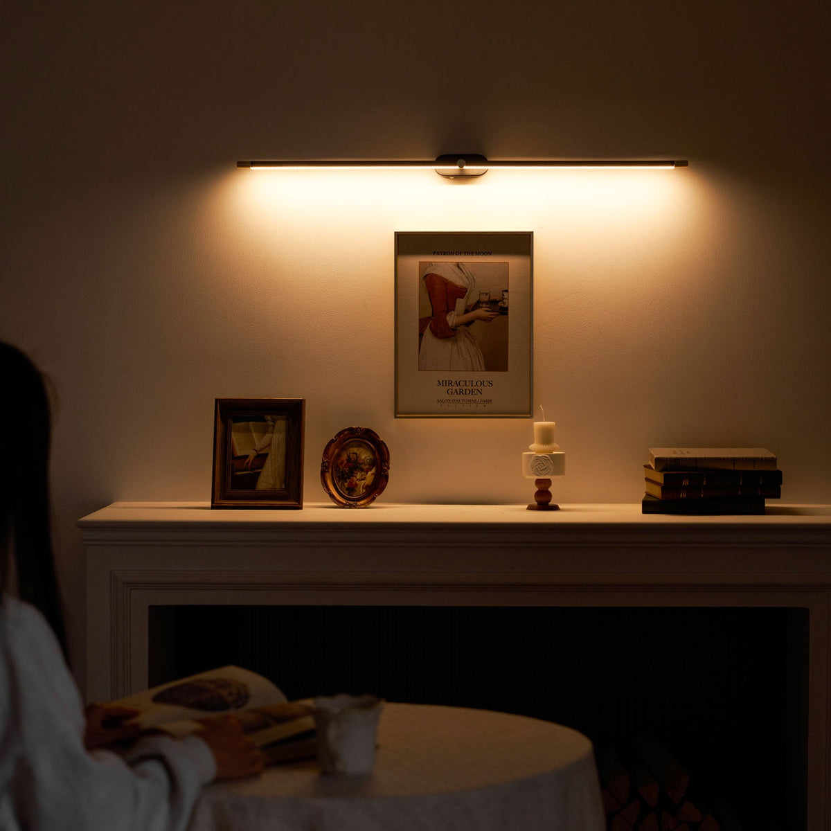 Lumenora | Cordless Linear Wall Lamp with USB Rechargeable Battery and Touch Dimmer