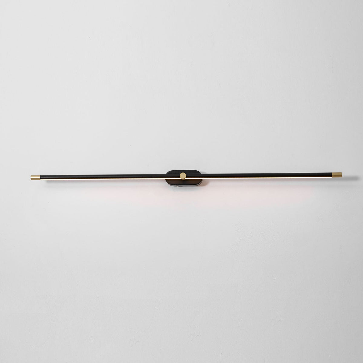 Lumenora | Cordless Linear Wall Lamp with USB Rechargeable Battery and Touch Dimmer