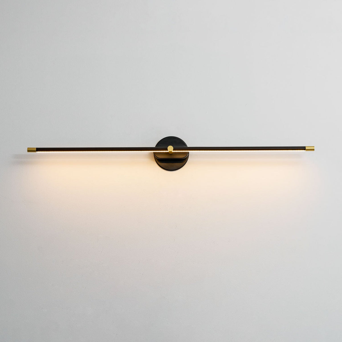 Linora | Linear LED Wall Sconce with Dimmable Warm Light | Metal Vanity Lamp for Mirrors
