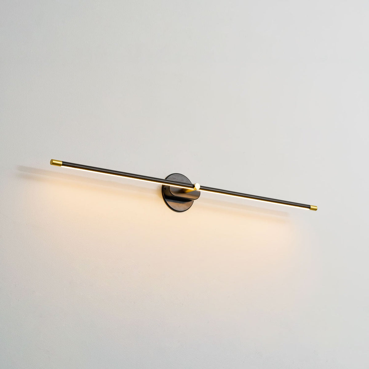 Linora | Linear LED Wall Sconce with Dimmable Warm Light | Metal Vanity Lamp for Mirrors