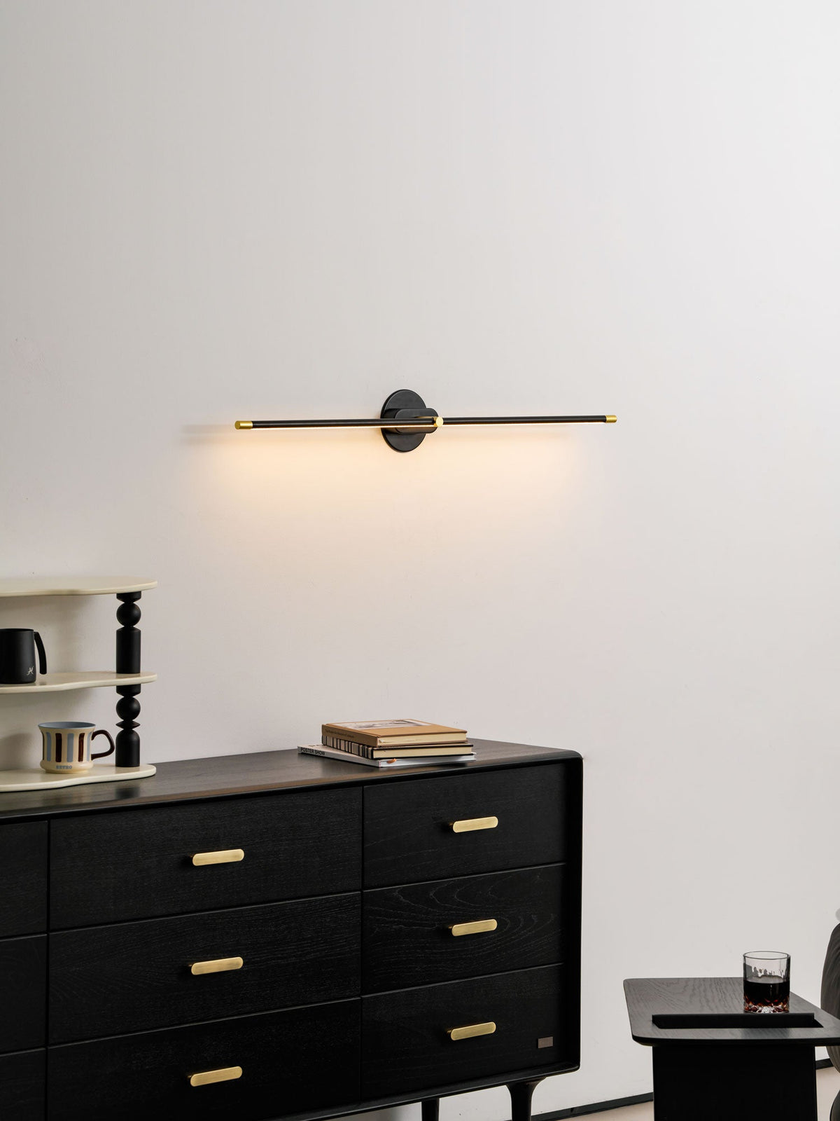 Linora | Linear LED Wall Sconce with Dimmable Warm Light | Metal Vanity Lamp for Mirrors