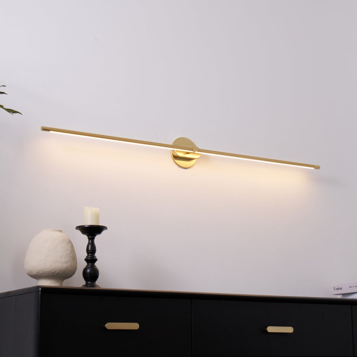 Linora | Linear LED Wall Sconce with Dimmable Warm Light | Metal Vanity Lamp for Mirrors