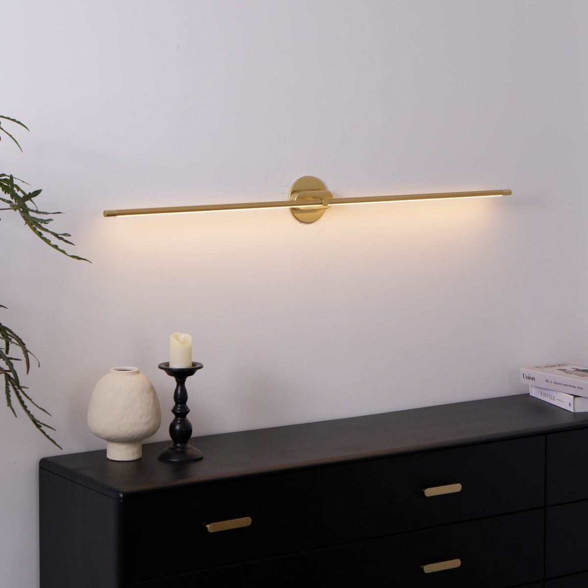 Linora | Linear LED Wall Sconce with Dimmable Warm Light | Metal Vanity Lamp for Mirrors