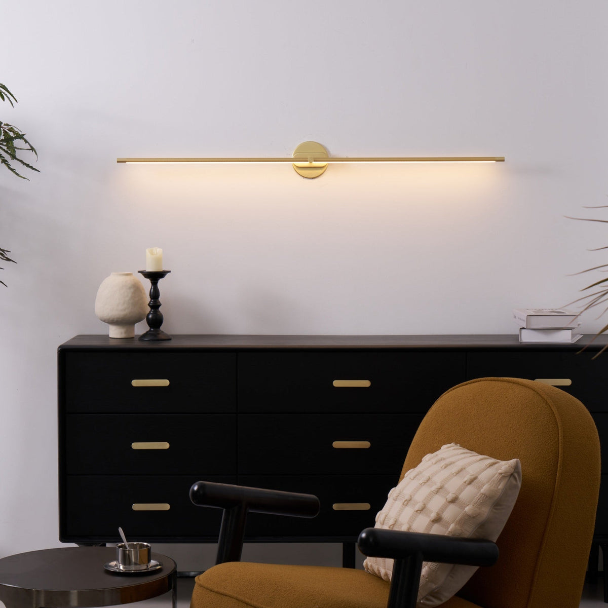 Linora | Linear LED Wall Sconce with Dimmable Warm Light | Metal Vanity Lamp for Mirrors
