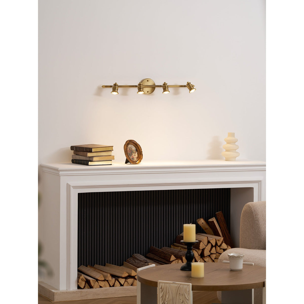 Vantage Series | Brass Linear Spotlight Bar with MR16 LED Heads for Vanity Lighting