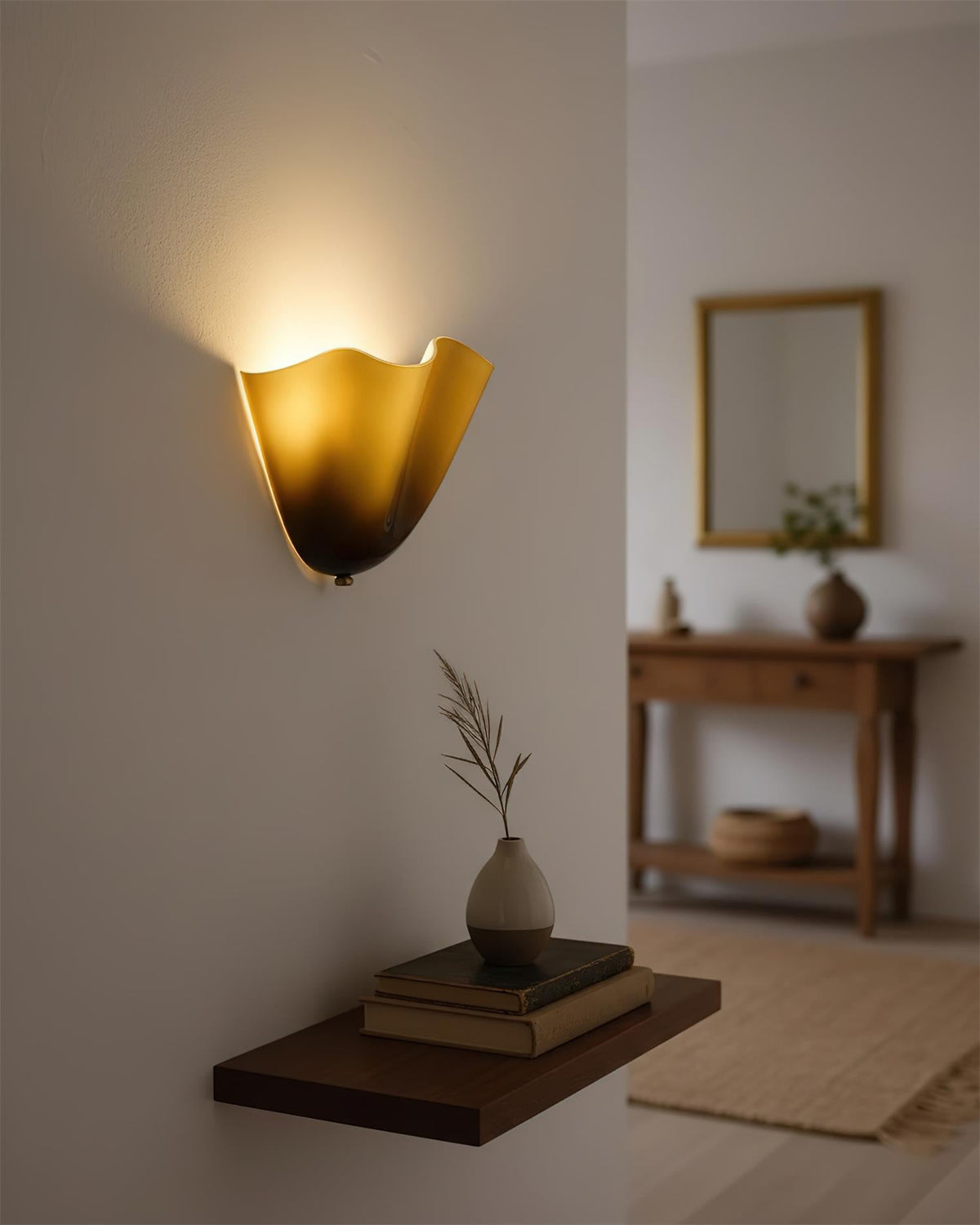 Petala | Hand Blown Glass Wall Sconce with Curved Shade, Dimmable Wall Lamp for Bedrooms