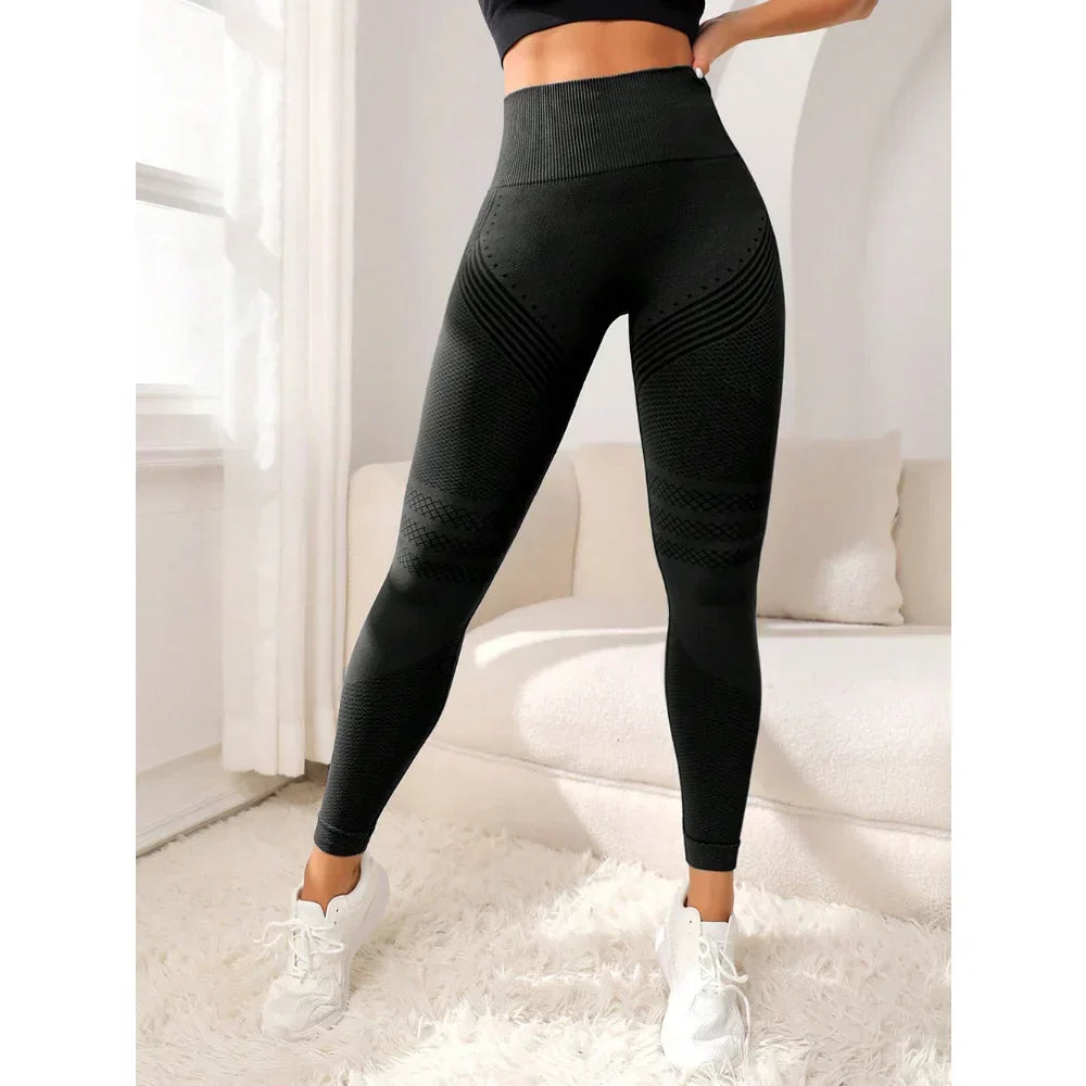 Seamless High-Waist Leggings with Scrunch Seam Detail | Workout Activewear