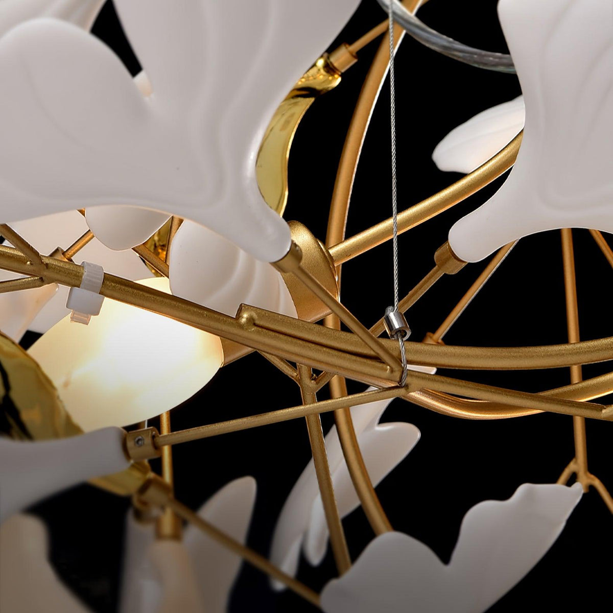 Smokara Smoked Glass Globe Pendant Lamp: Soft, Warm Light with a Vintage-Meets-Modern Look