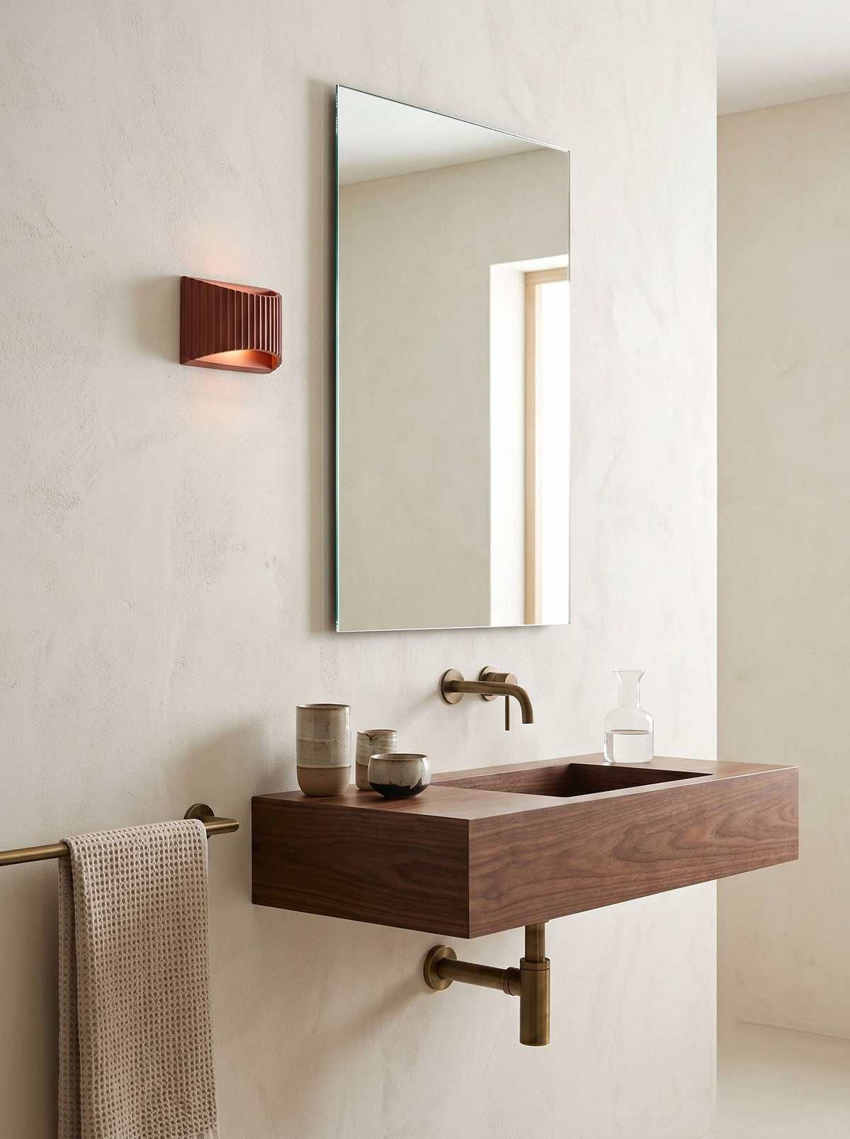 Fisar | Fluted Resin Wall Sconce with Up and Down Light | Modern Wall Lamp for Entryways