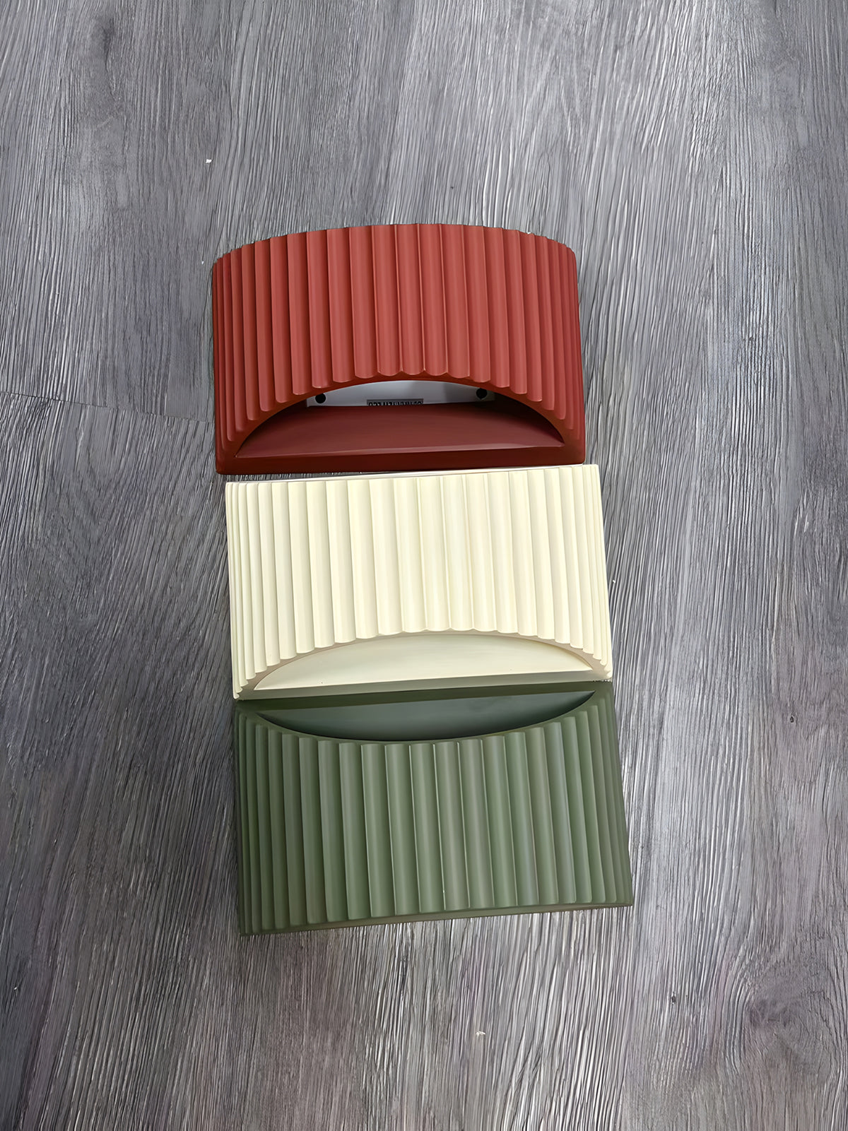 Fisar | Fluted Resin Wall Sconce with Up and Down Light | Modern Wall Lamp for Entryways