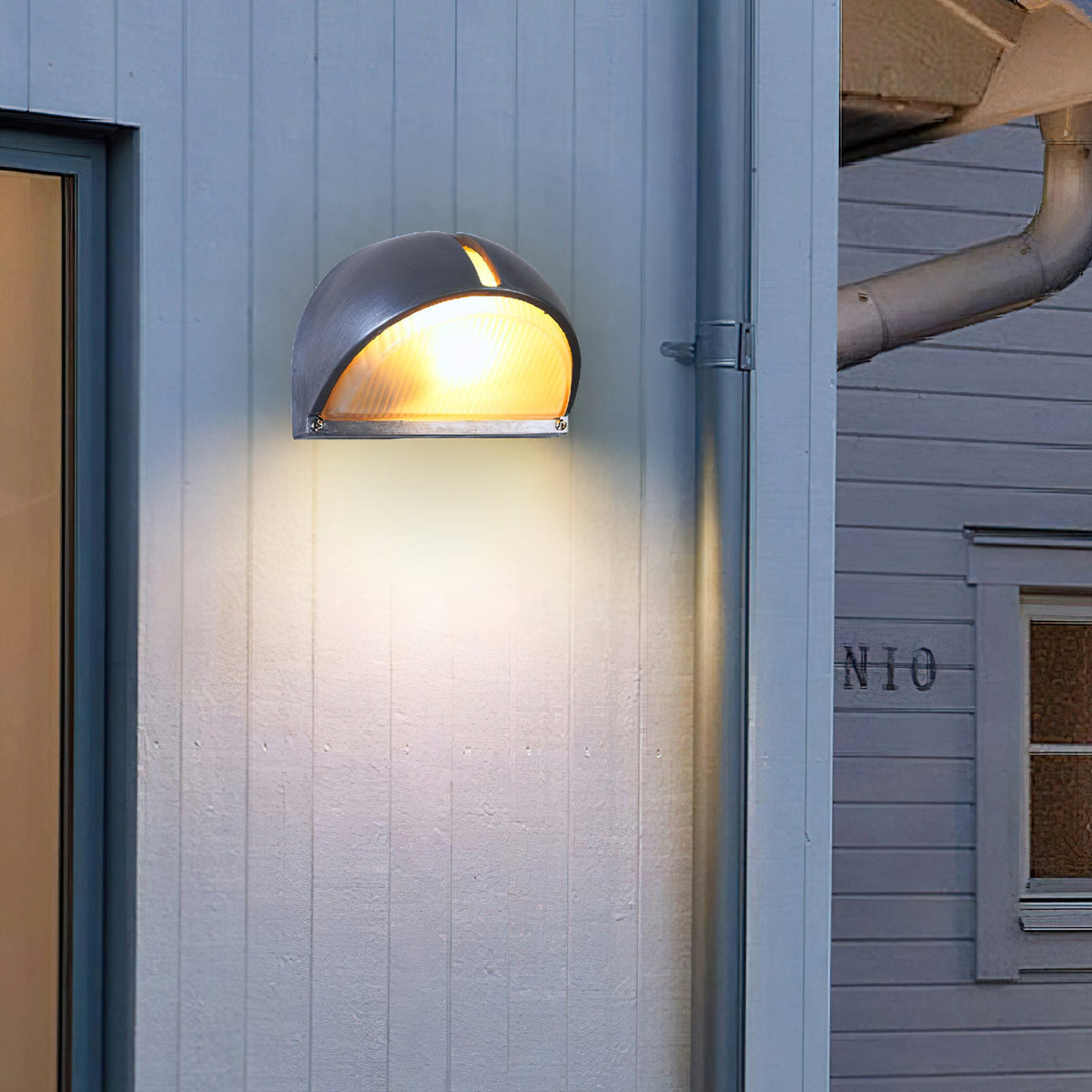 Aluminum Outdoor Bulkhead Wall Sconce with Sealed Glass | Weather-Resistant Light