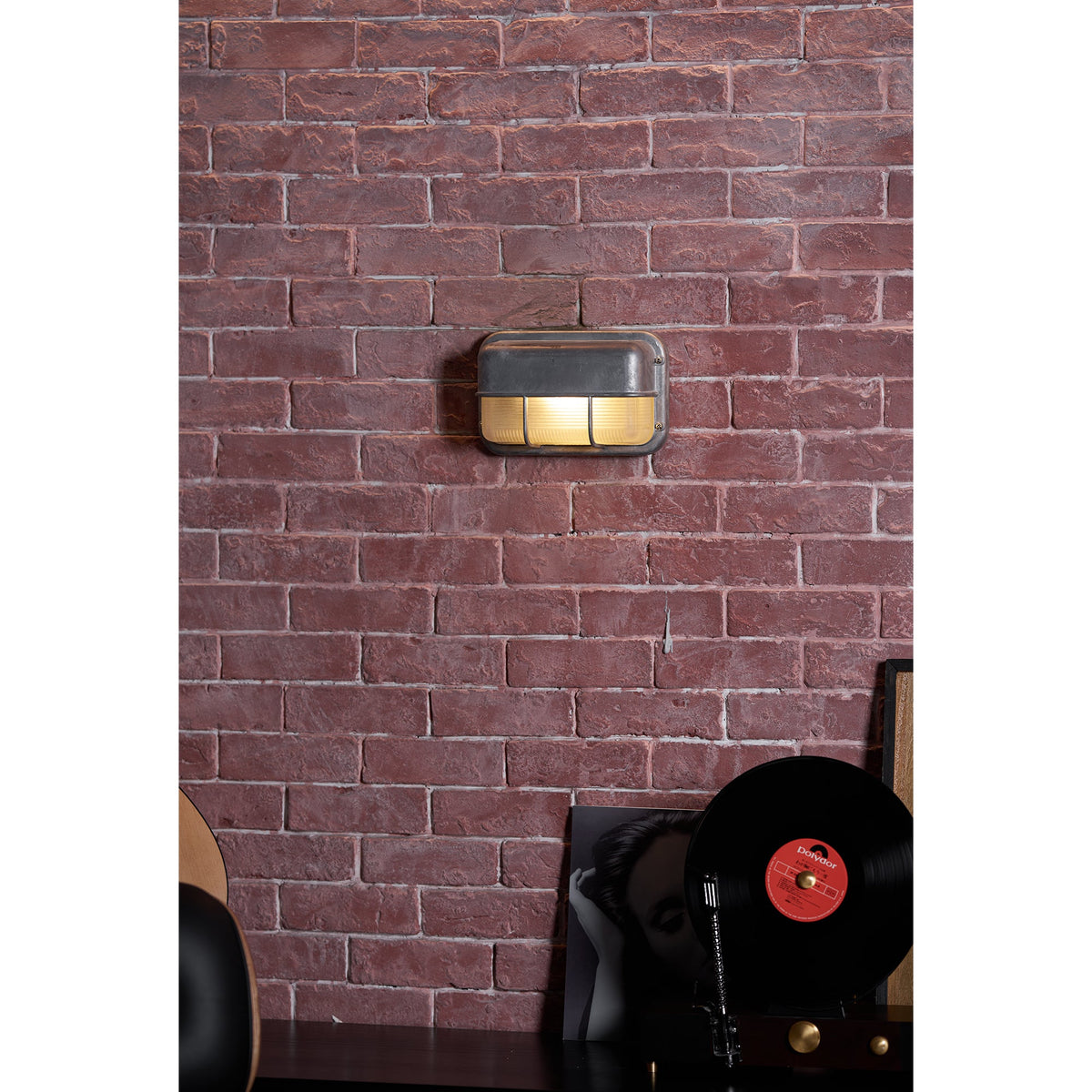Aluminum Outdoor Bulkhead Wall Sconce with Sealed Glass | Weather-Resistant Light