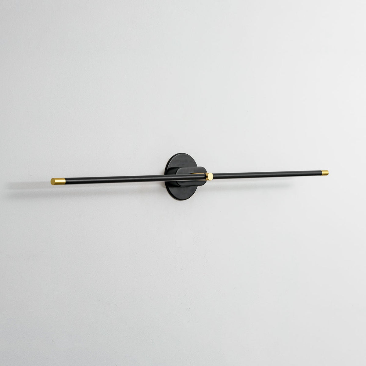 Linora | Linear LED Wall Sconce with Dimmable Warm Light | Metal Vanity Lamp for Mirrors