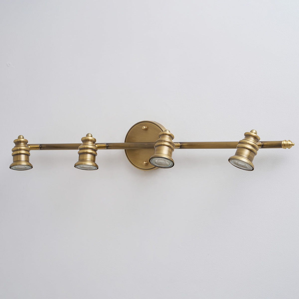 Vantage Series | Brass Linear Spotlight Bar with MR16 LED Heads for Vanity Lighting