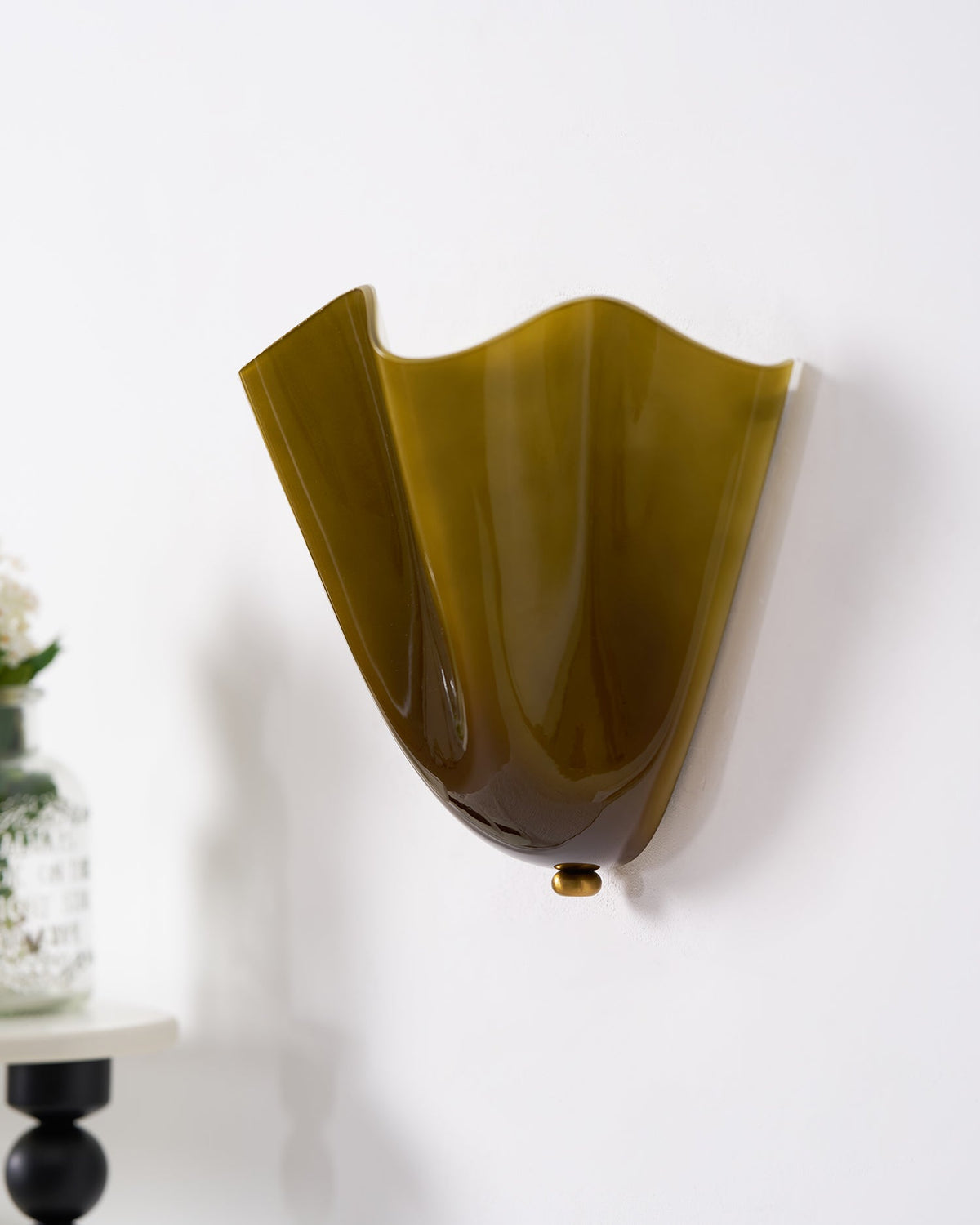 Petala | Hand Blown Glass Wall Sconce with Curved Shade, Dimmable Wall Lamp for Bedrooms