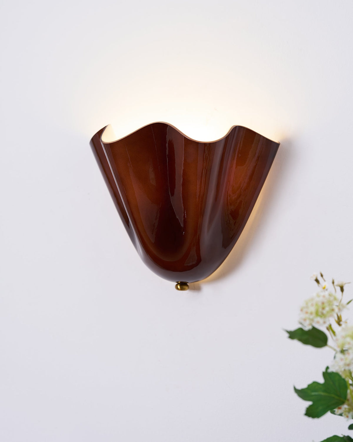 Petala | Hand Blown Glass Wall Sconce with Curved Shade, Dimmable Wall Lamp for Bedrooms