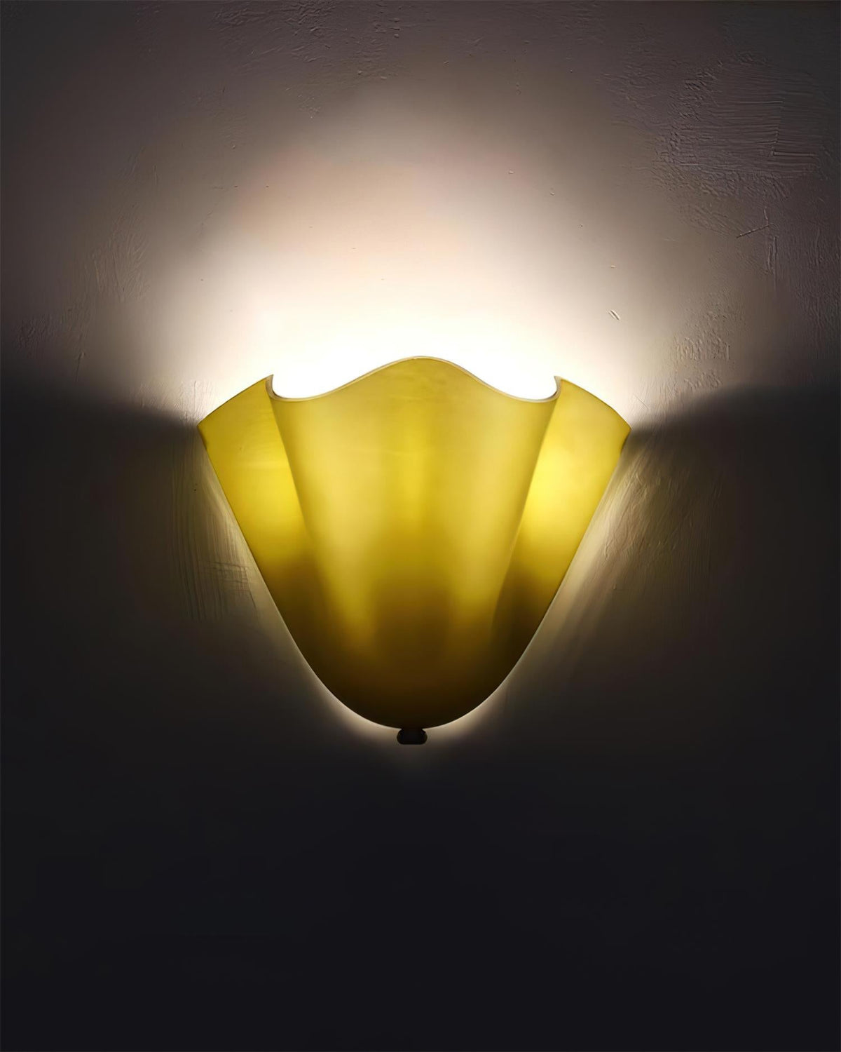 Petala | Hand Blown Glass Wall Sconce with Curved Shade, Dimmable Wall Lamp for Bedrooms