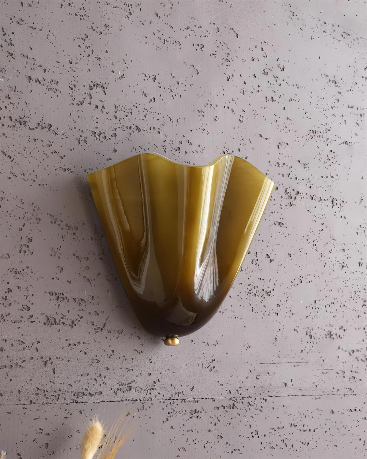 Petala | Hand Blown Glass Wall Sconce with Curved Shade, Dimmable Wall Lamp for Bedrooms