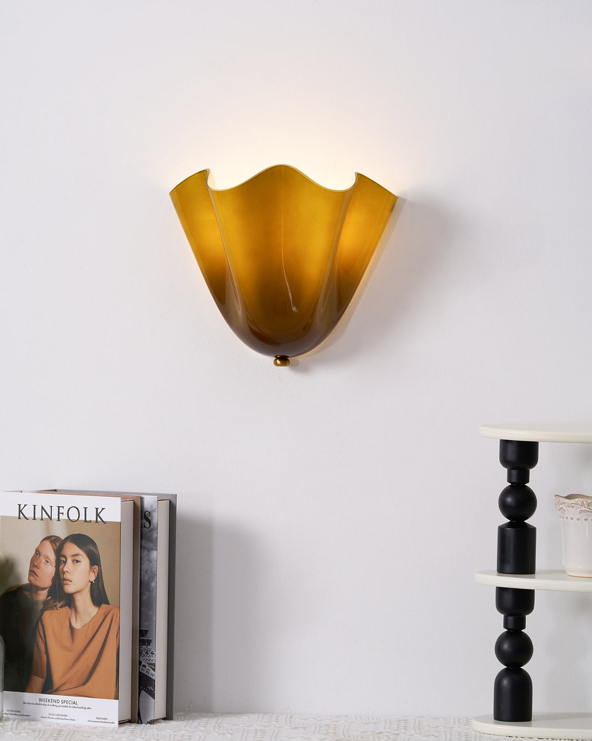 Petala | Hand Blown Glass Wall Sconce with Curved Shade, Dimmable Wall Lamp for Bedrooms
