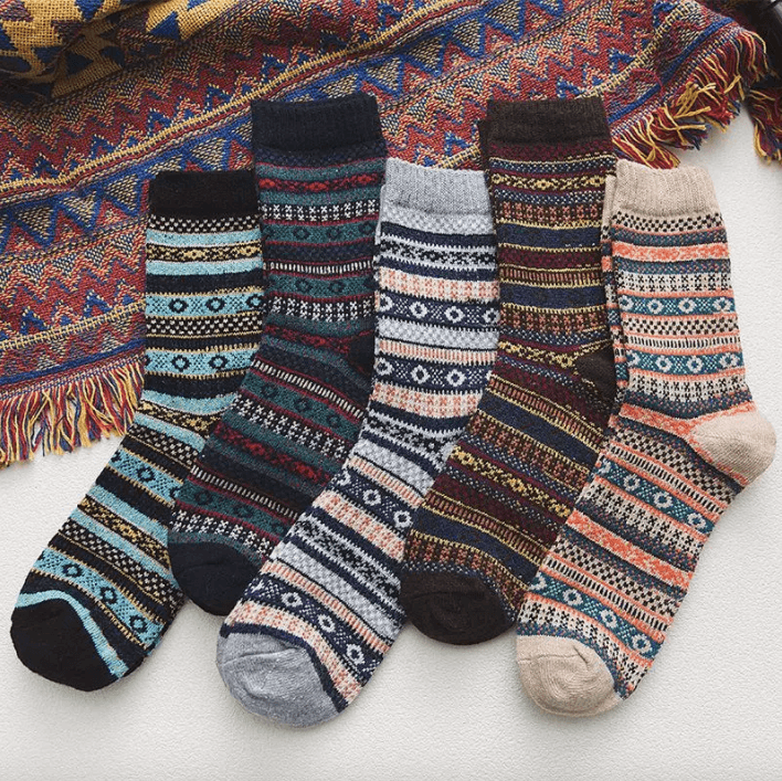 Nordic Wool Blend Socks with Scandinavian Pattern | Warm Winter Comfort