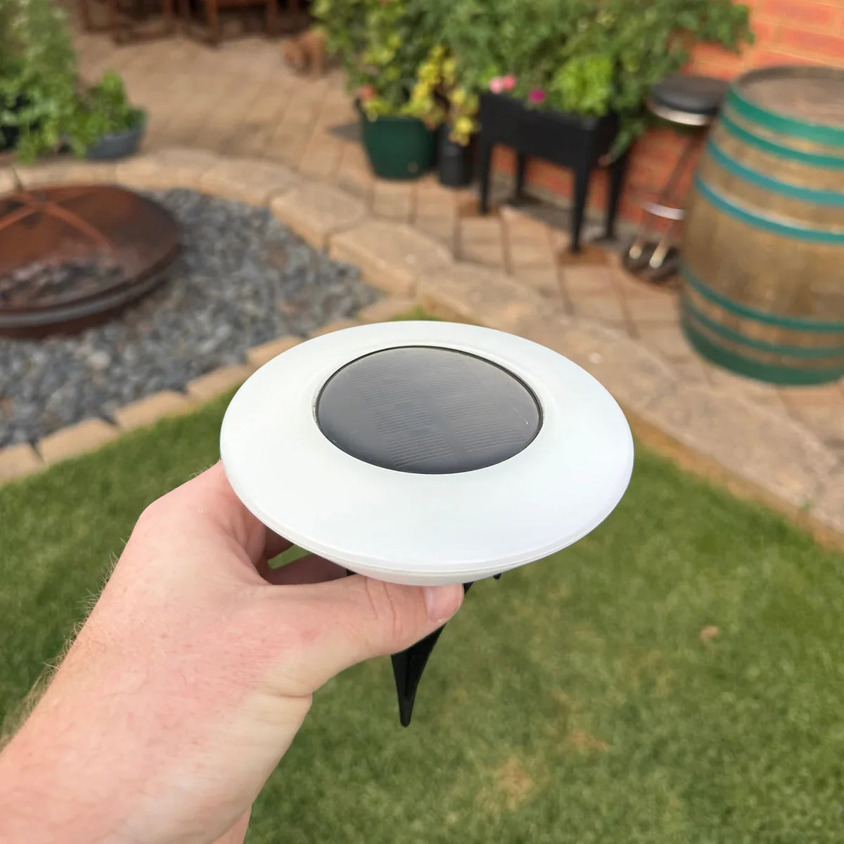 Solvia | IP65 Waterproof Solar Ground Lights with 14 LEDs | Rust Proof ABS for Pathways