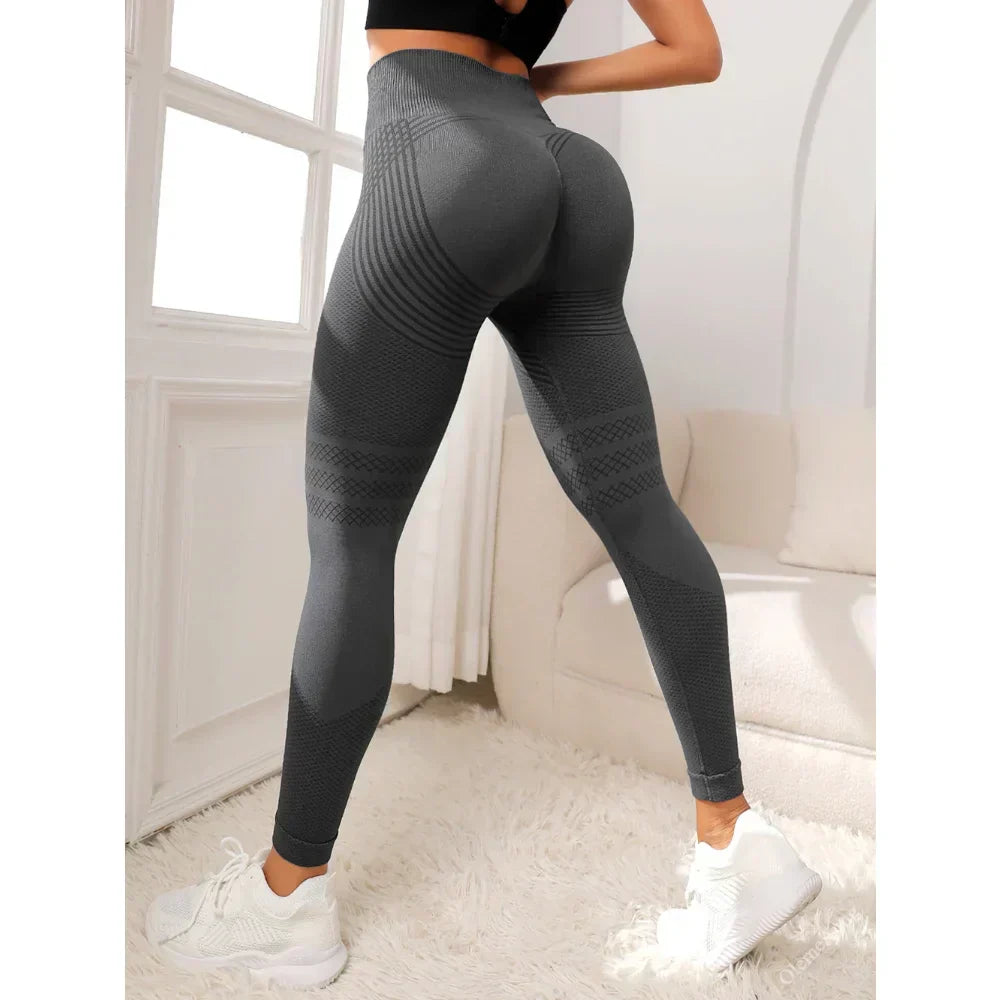 Seamless High-Waist Leggings with Scrunch Seam Detail | Workout Activewear