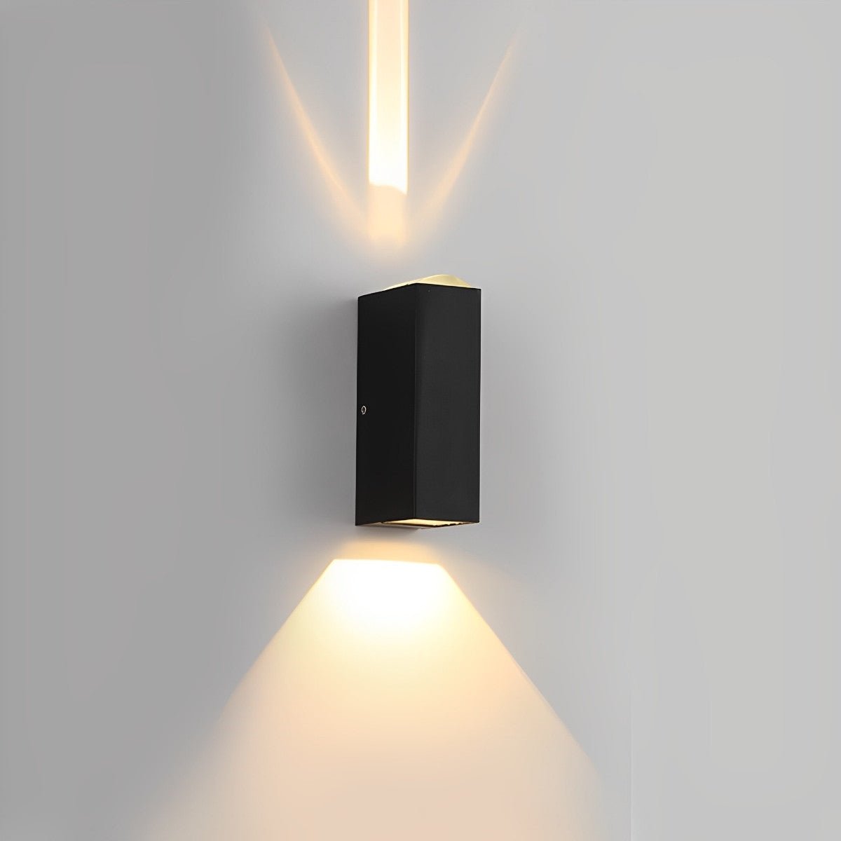 Modern LED Wall Light IP65 Up Down Aluminum Sconce