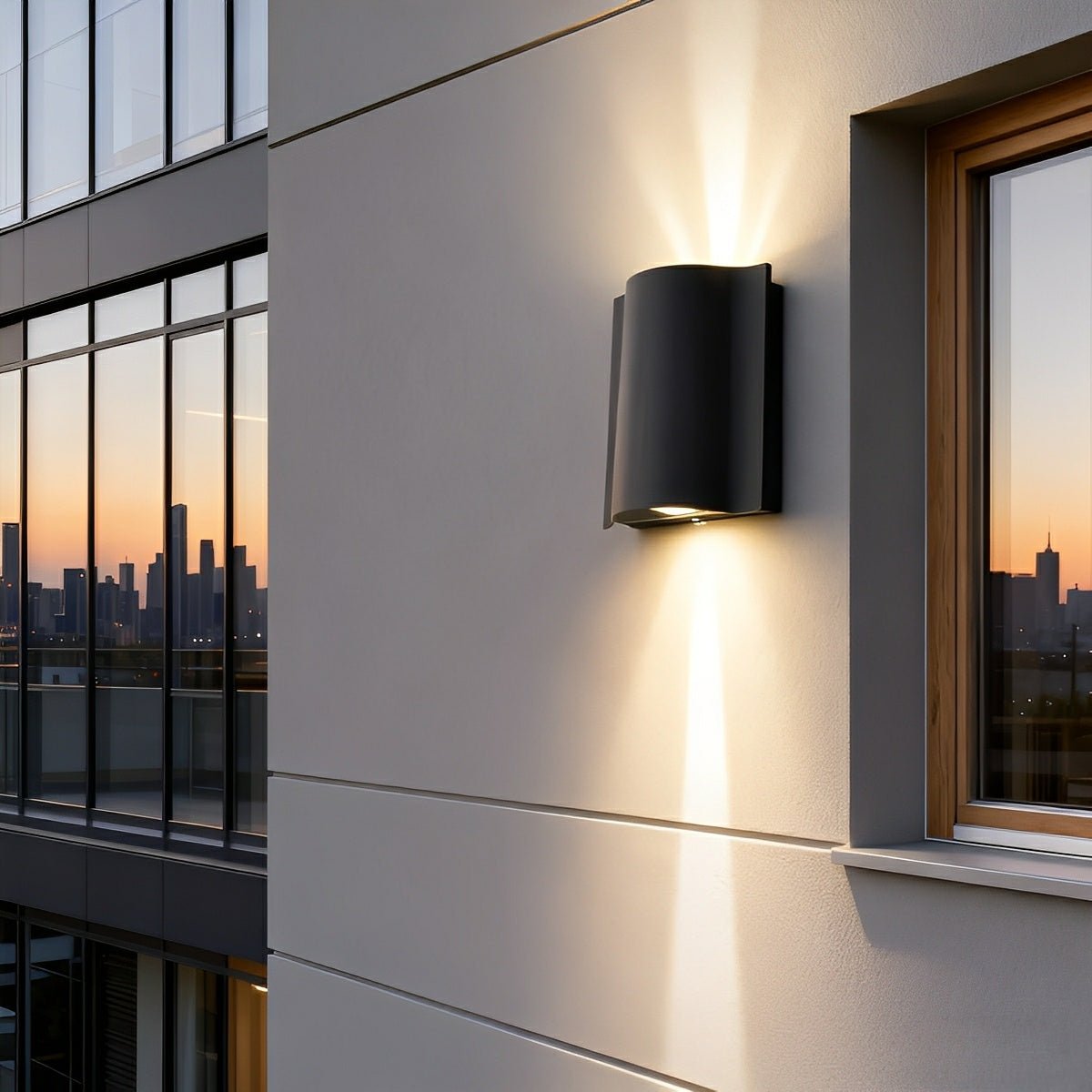 Modern Up Down LED Wall Sconce IP54 Aluminum Outdoor Light